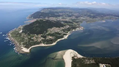 Desembocadura del r&iacute;o Mi&ntilde;o. Foto obtenida del Concello de A Guarda