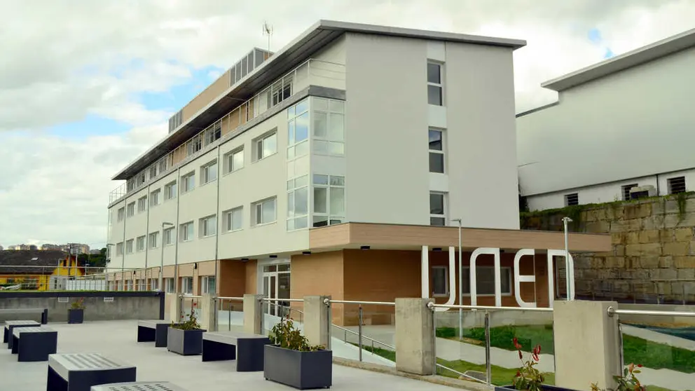El edificio de la UNED de Lugo