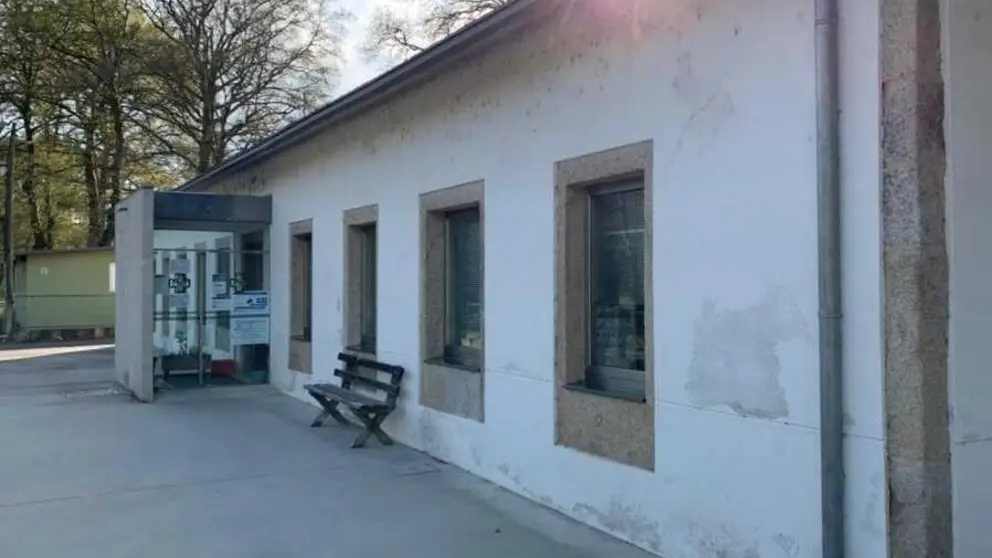 FOTO GUITIRIZ - O Concello de Guitiriz rexeita un novo peche do Consultorio de Parga durante o ver&aacute;n e esixe ao Sergas que garanta a atenci&oacute;n sanitaria
